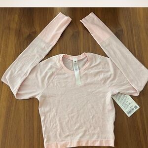 Light Pink lululemon Long Sleeve Top - new with tags - size 4